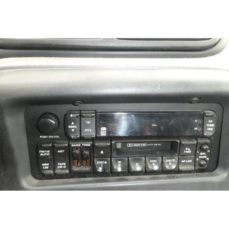 Capot CHRYSLER VOYAGER 3 Photo n°5