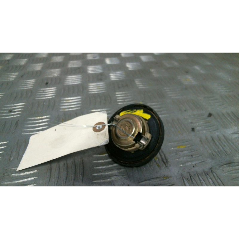 Bouchon de carburant MERCEDES CLASSE V 638 Photo n°1