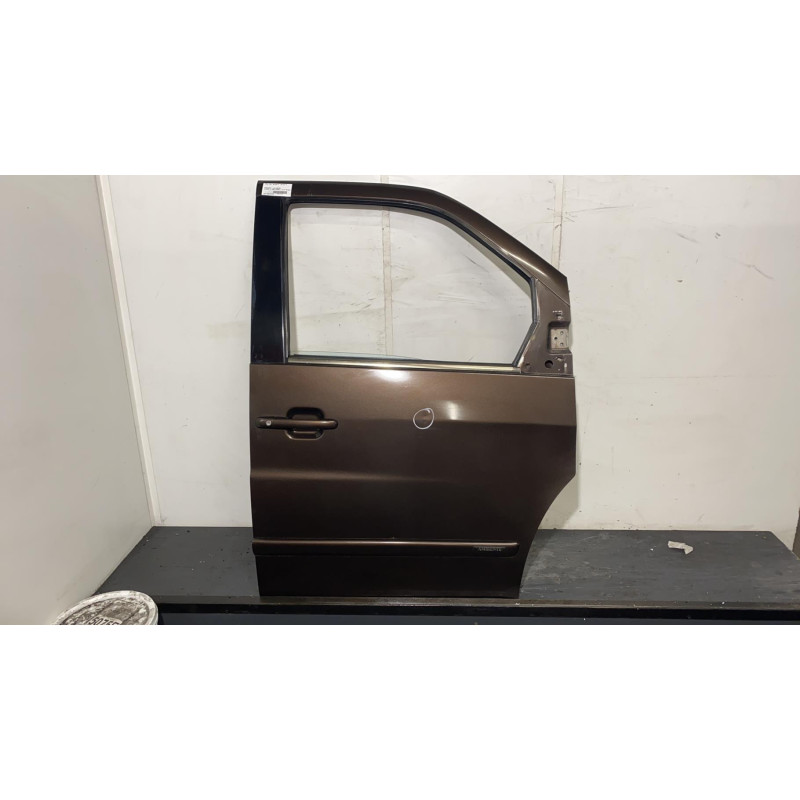 Porte avant droit MERCEDES CLASSE V 638 Photo n°1