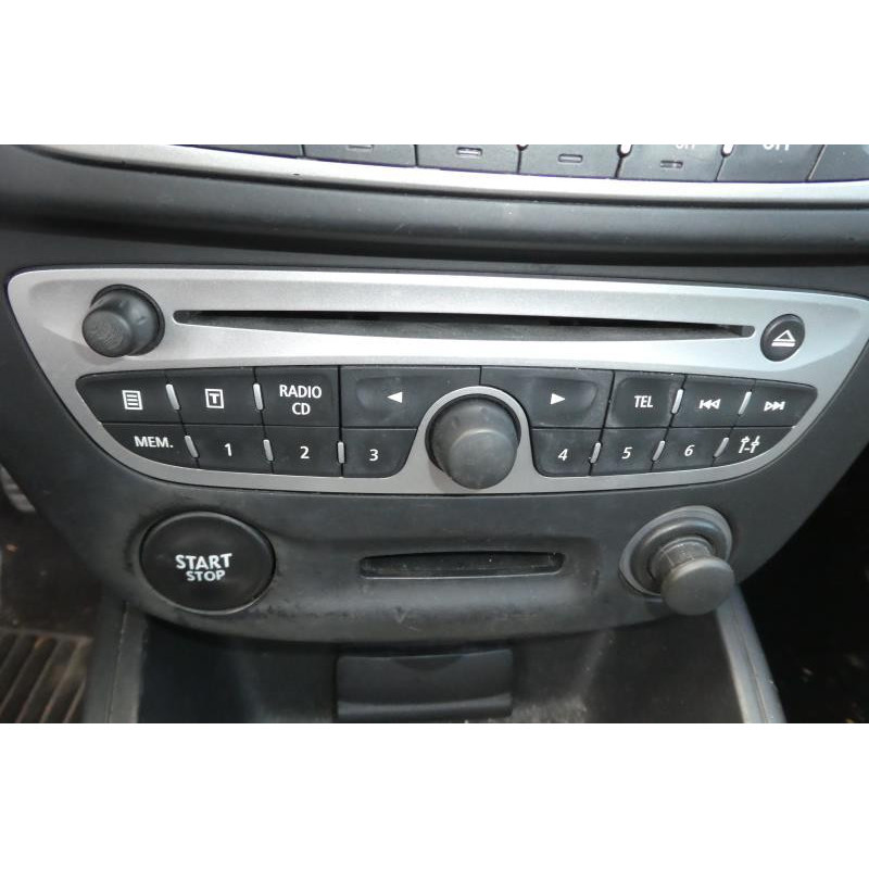 Support de pare chocs arriere RENAULT MEGANE 3 Photo n°4
