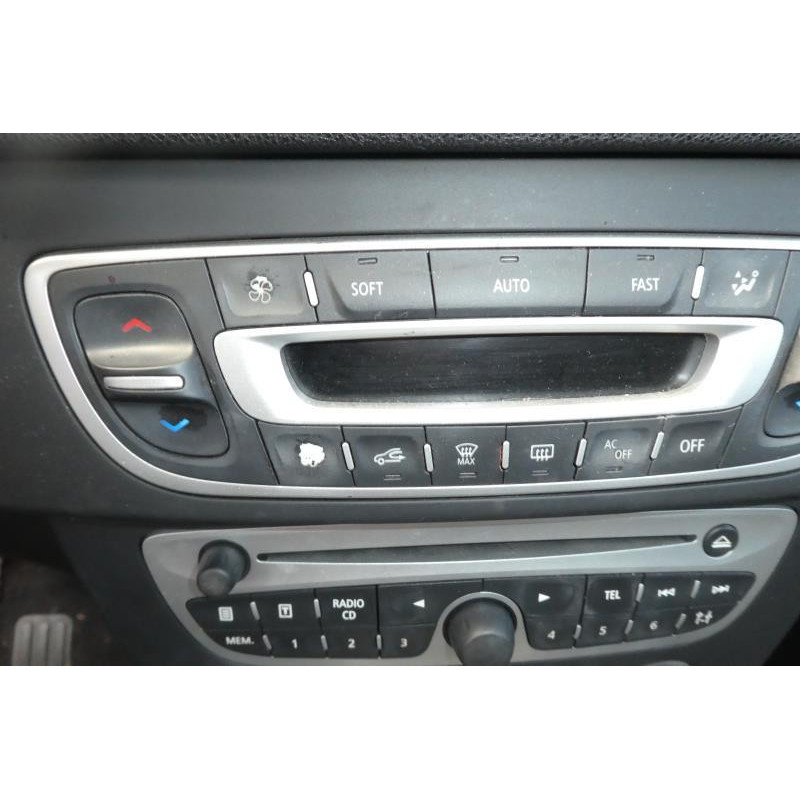 Support de pare chocs arriere RENAULT MEGANE 3 Photo n°8