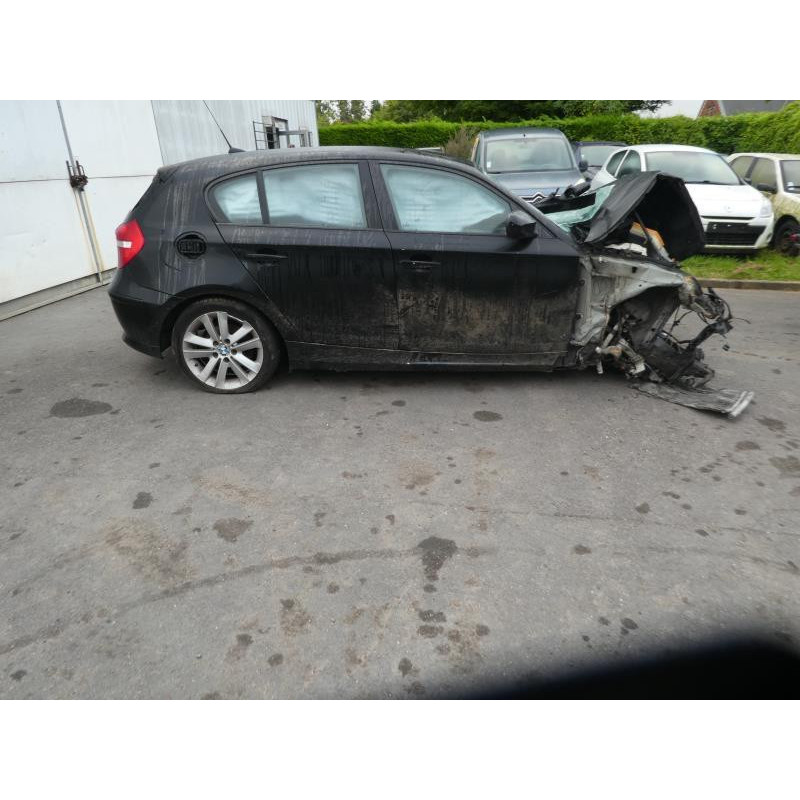 Feu arriere stop central BMW SERIE 1 E87 Photo n°10