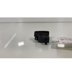 Interrupteur de leve vitre arriere gauche BMW SERIE 1 E87