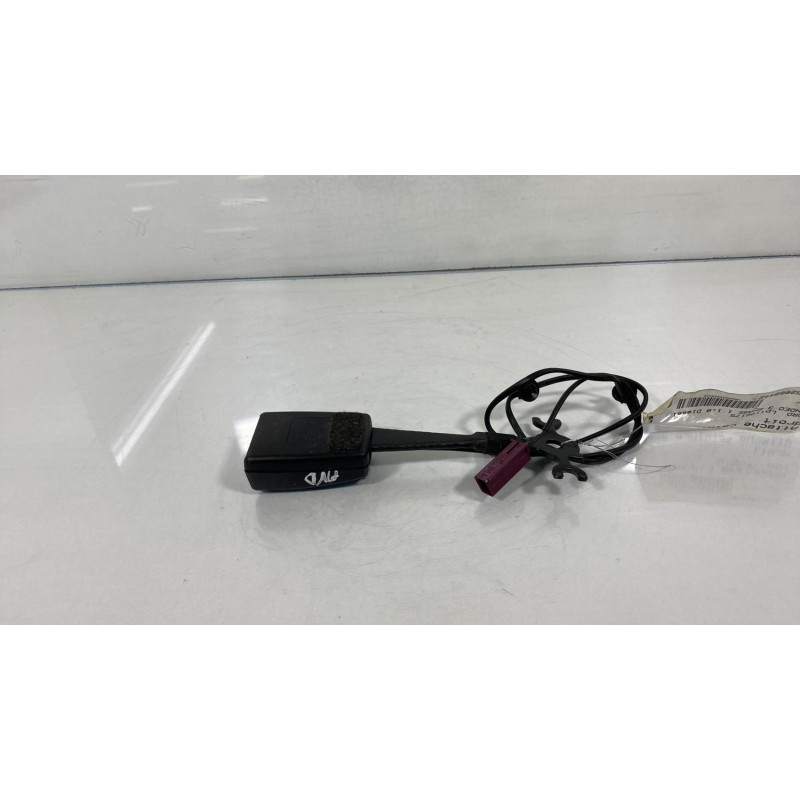 Attache ceinture avant droit FORD MONDEO 3 Photo n°2