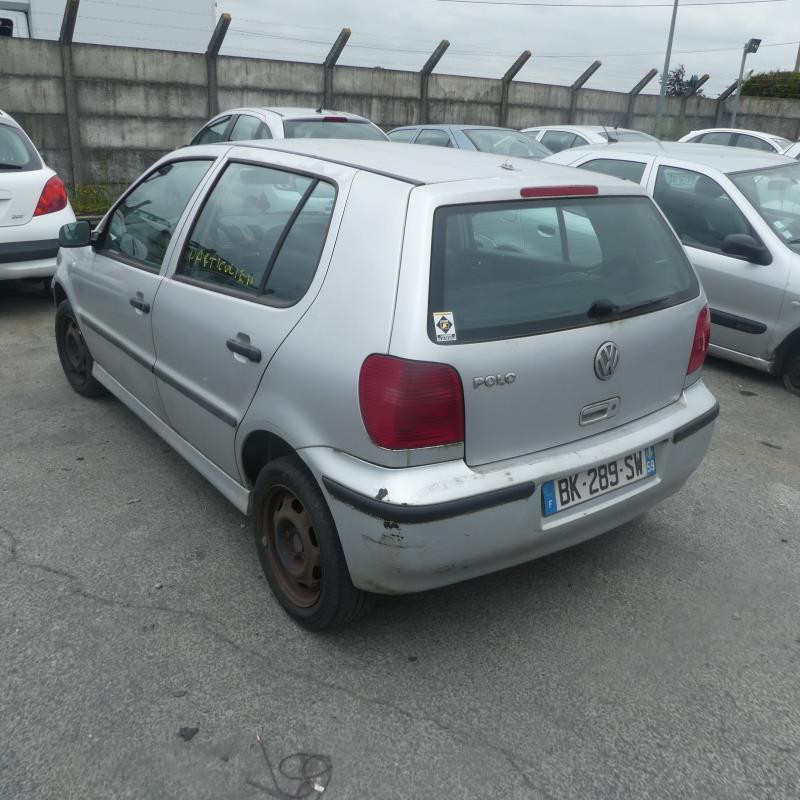 Etrier avant droit (freinage) VOLKSWAGEN POLO 3 Photo n°4