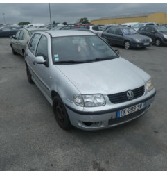 Etrier avant gauche (freinage) VOLKSWAGEN POLO 3