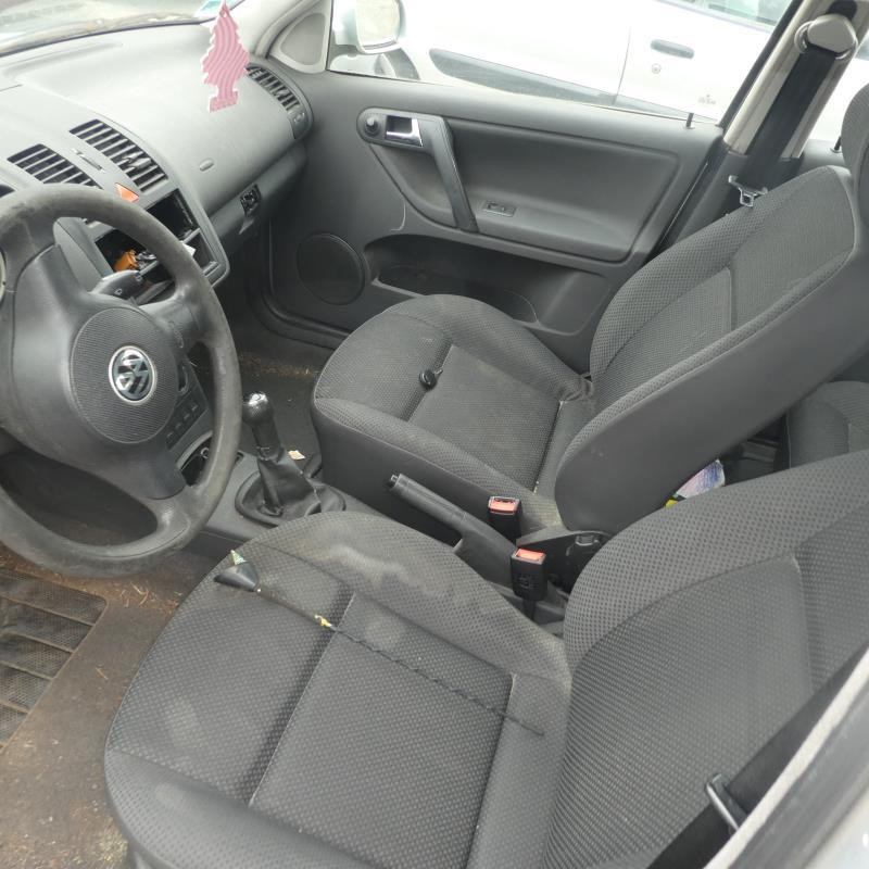 Etrier avant gauche (freinage) VOLKSWAGEN POLO 3 Photo n°5