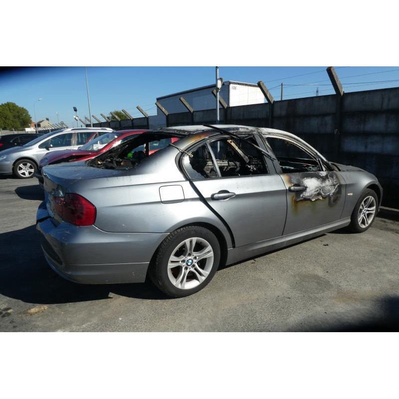 Anti brouillard droit (feux) BMW SERIE 3 E90 Photo n°8
