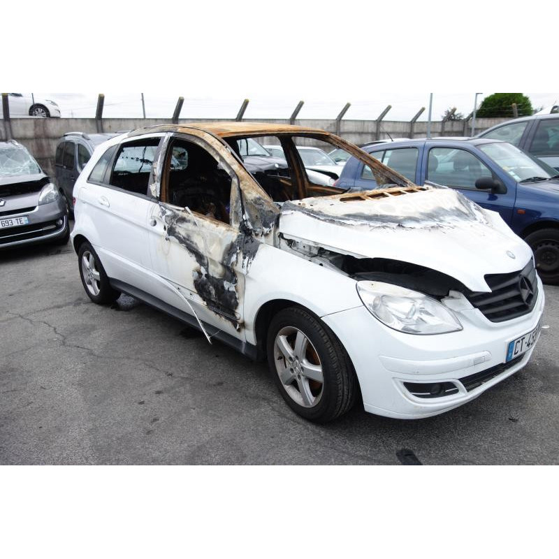 Trappe d'essence MERCEDES CLASSE B 245 Photo n°6