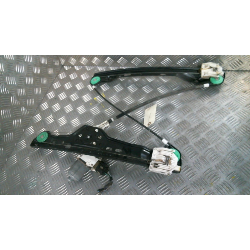 Leve vitre electrique avant droit BMW SERIE 3 E91 Photo n°2