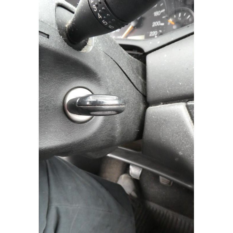 Interrupteur de leve vitre avant gauche FORD FOCUS 1 Photo n°6