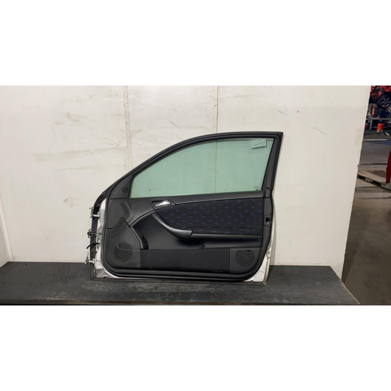 Porte avant droit MERCEDES CLASSE C 203 COUPE SPORT Photo n°3