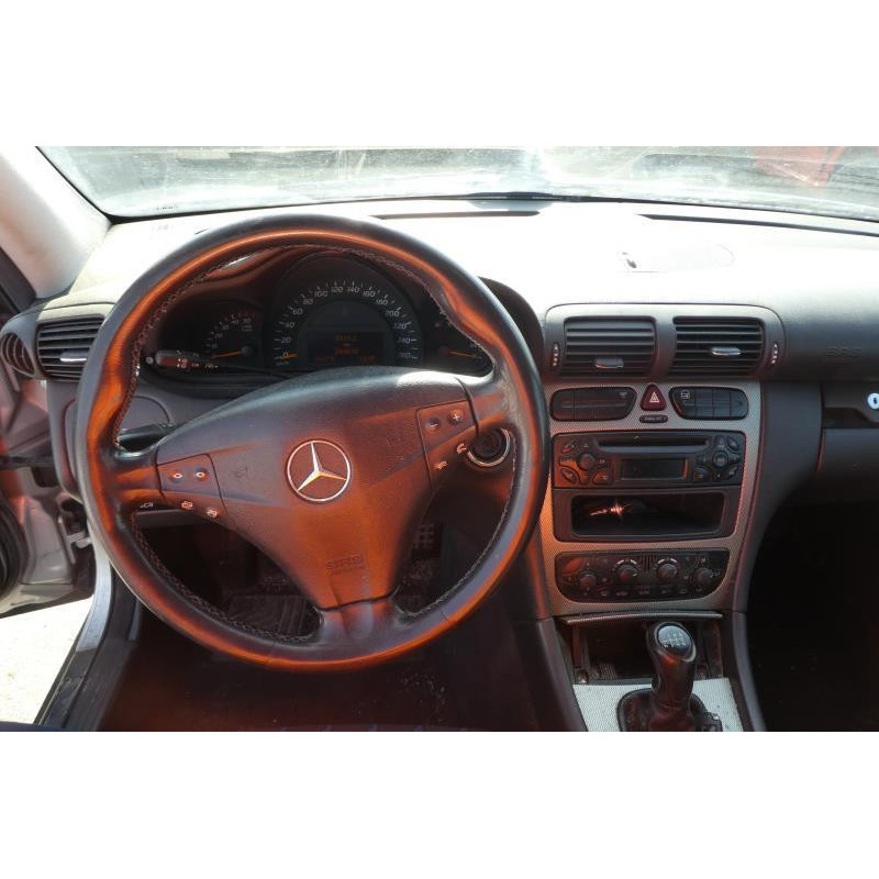 Porte avant droit MERCEDES CLASSE C 203 COUPE SPORT Photo n°5