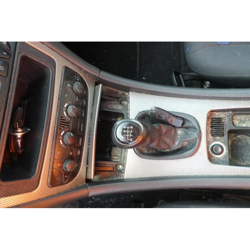 Porte avant droit MERCEDES CLASSE C 203 COUPE SPORT Photo n°7