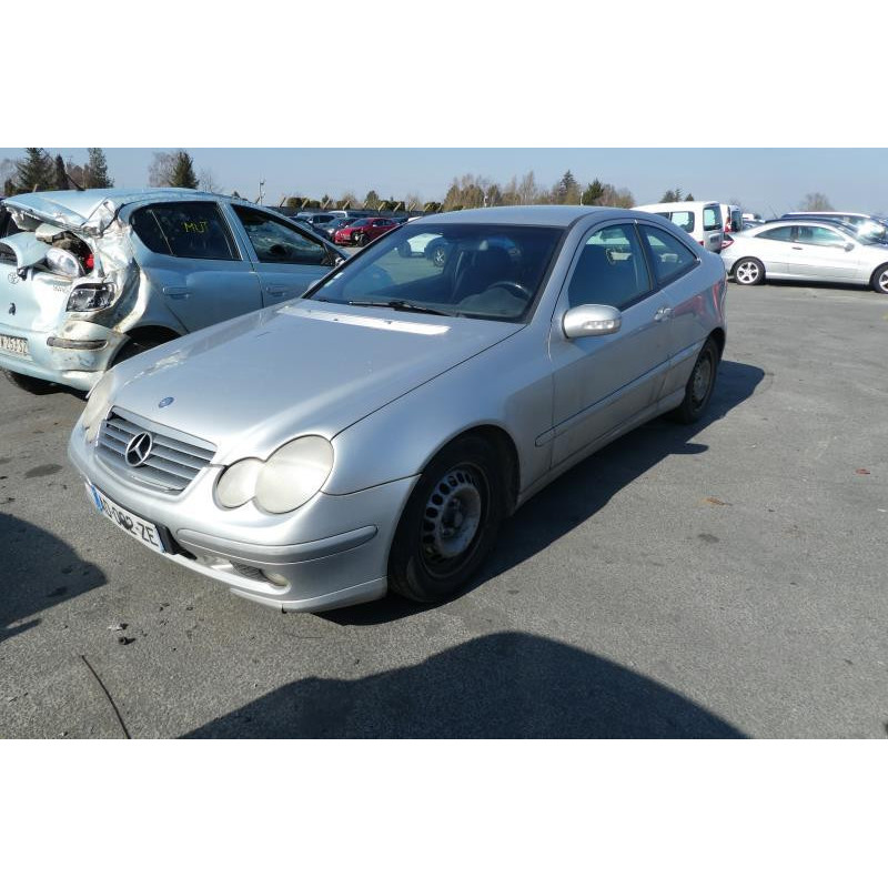 Porte avant droit MERCEDES CLASSE C 203 COUPE SPORT Photo n°15