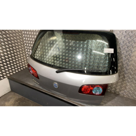 Malle/Hayon arriere FIAT CROMA 2