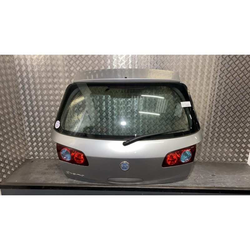 Malle/Hayon arriere FIAT CROMA 2 Photo n°4
