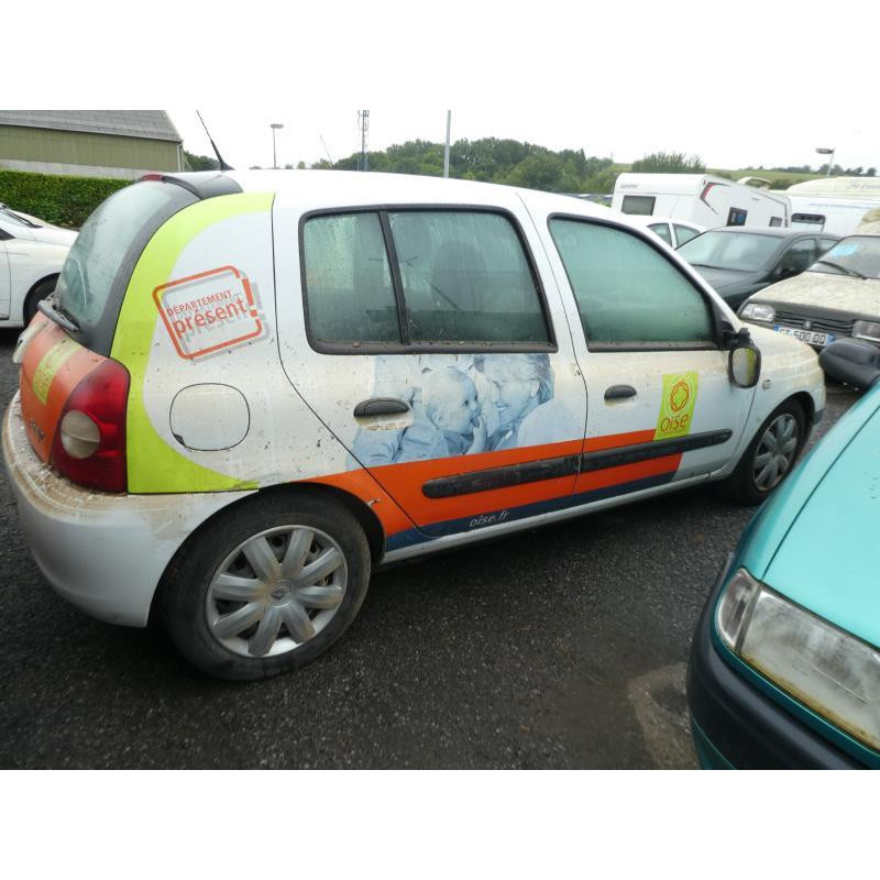 Malle/Hayon arriere RENAULT CLIO 2 CAMPUS Photo n°7