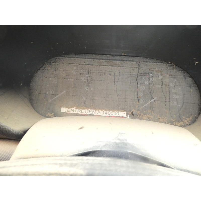 Malle/Hayon arriere RENAULT CLIO 2 CAMPUS Photo n°8
