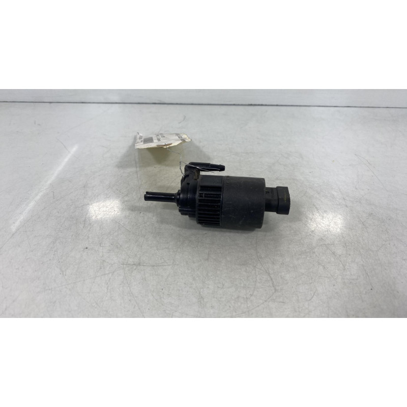 Pompe lave glace avant RENAULT CLIO 1 Photo n°1