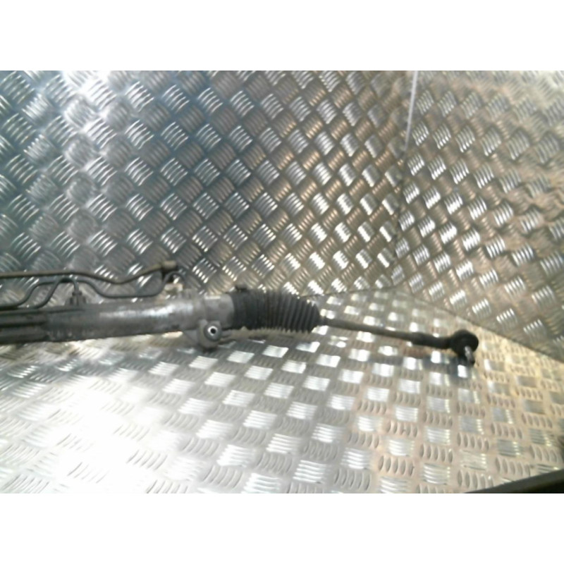 Cremaillere assistee MAZDA 121 3 Photo n°1