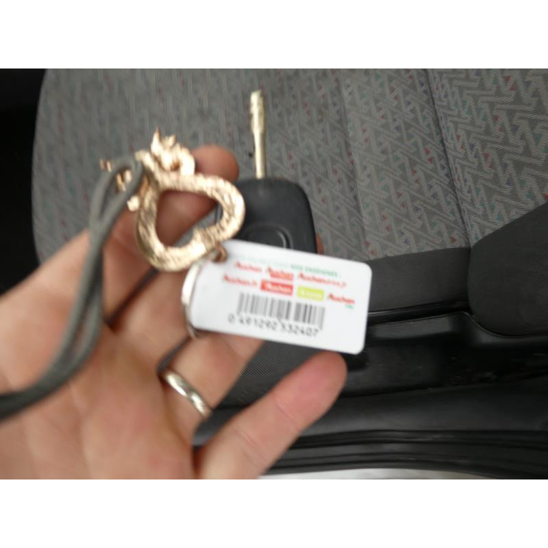 Cremaillere assistee MAZDA 121 3 Photo n°10