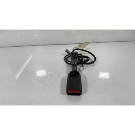 Attache ceinture avant droit TOYOTA AURIS 1 Photo n°1