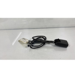 Attache ceinture avant droit TOYOTA AURIS 1