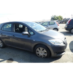 Attache ceinture avant gauche TOYOTA AURIS 1