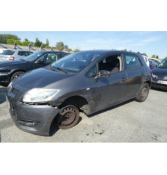 Attache ceinture avant gauche TOYOTA AURIS 1