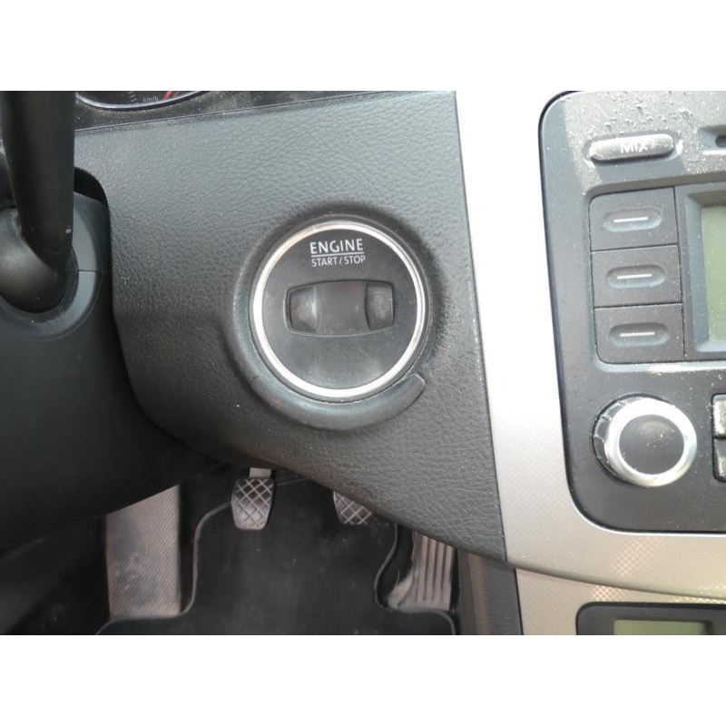 Pivot de moyeu avant droit VOLKSWAGEN PASSAT 5 Photo n°3