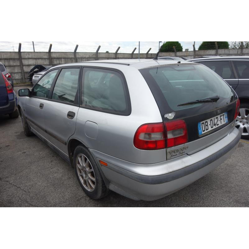 Leve vitre electrique avant droit VOLVO V 40 1 Photo n°10