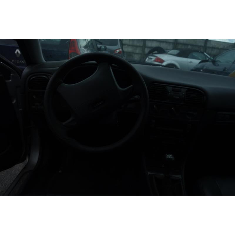 Leve vitre electrique avant droit VOLVO V 40 1 Photo n°12