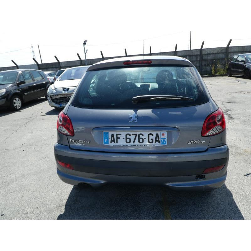 Poignee porte avant gauche PEUGEOT 206+ Photo n°13