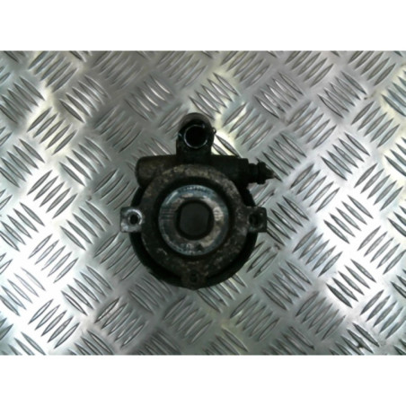 Pompe de direction PEUGEOT 106 Photo n°1