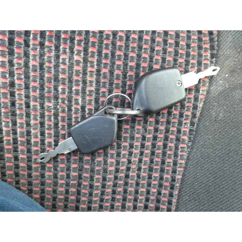 Pompe de direction PEUGEOT 106 Photo n°4