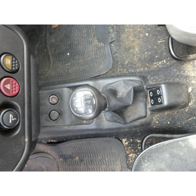Pompe de direction PEUGEOT 106 Photo n°6