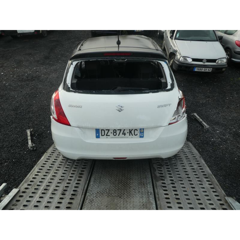 Pompe lave glace avant SUZUKI SWIFT 4 Photo n°11