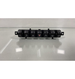 Bouton de warning PEUGEOT 3008 1