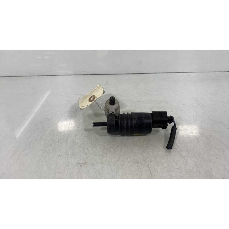 Pompe lave glace avant OPEL KARL Photo n°3