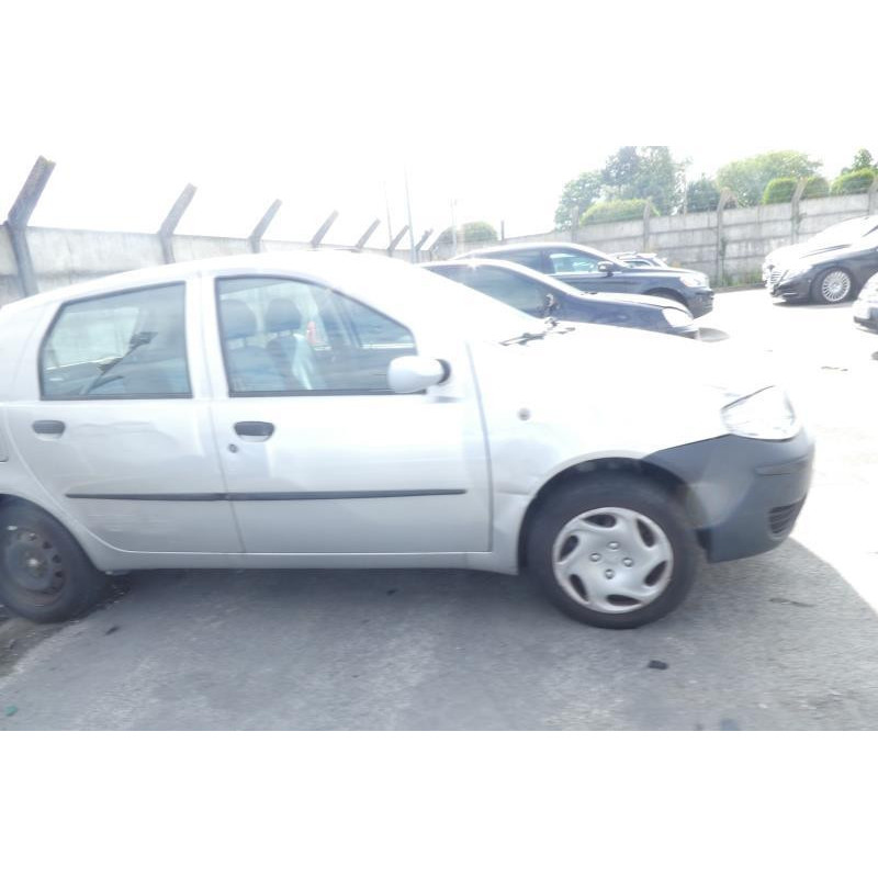 Aile avant gauche FIAT PUNTO 2 Photo n°11