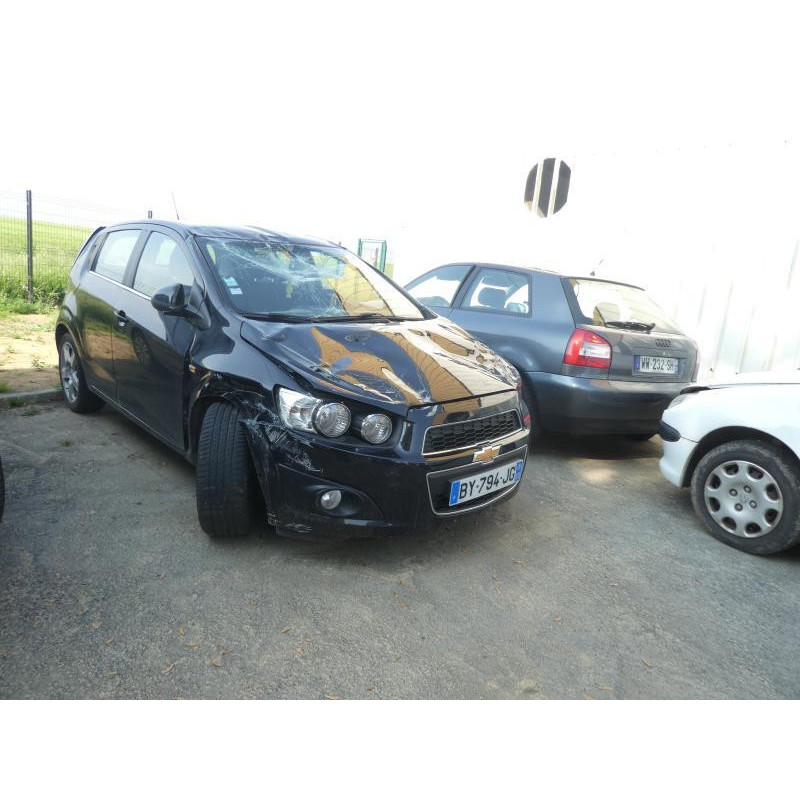 Attache ceinture avant gauche CHEVROLET AVEO 2 Photo n°8