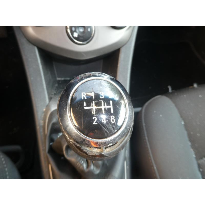 Attache ceinture avant gauche CHEVROLET AVEO 2 Photo n°15