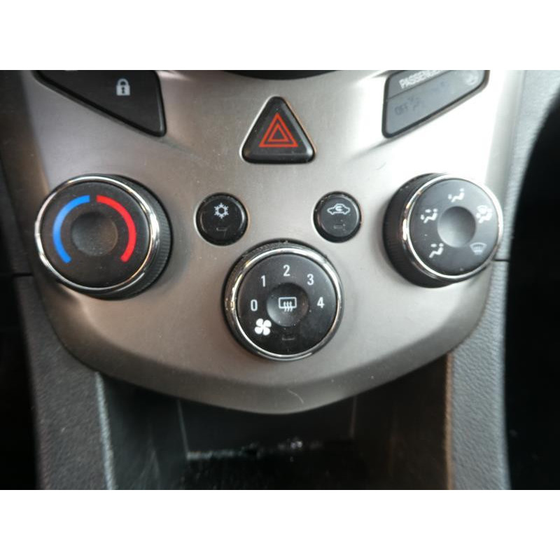 Pretensionneur de ceinture avant gauche CHEVROLET AVEO 2 Photo n°11