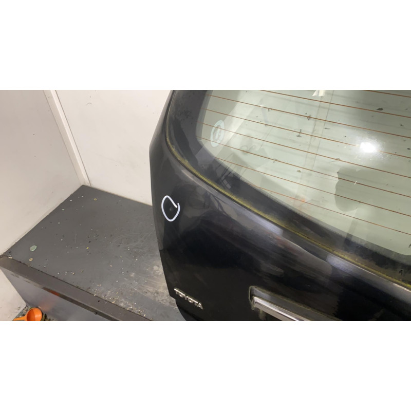 Malle/Hayon arriere TOYOTA COROLLA VERSO 2 Photo n°3