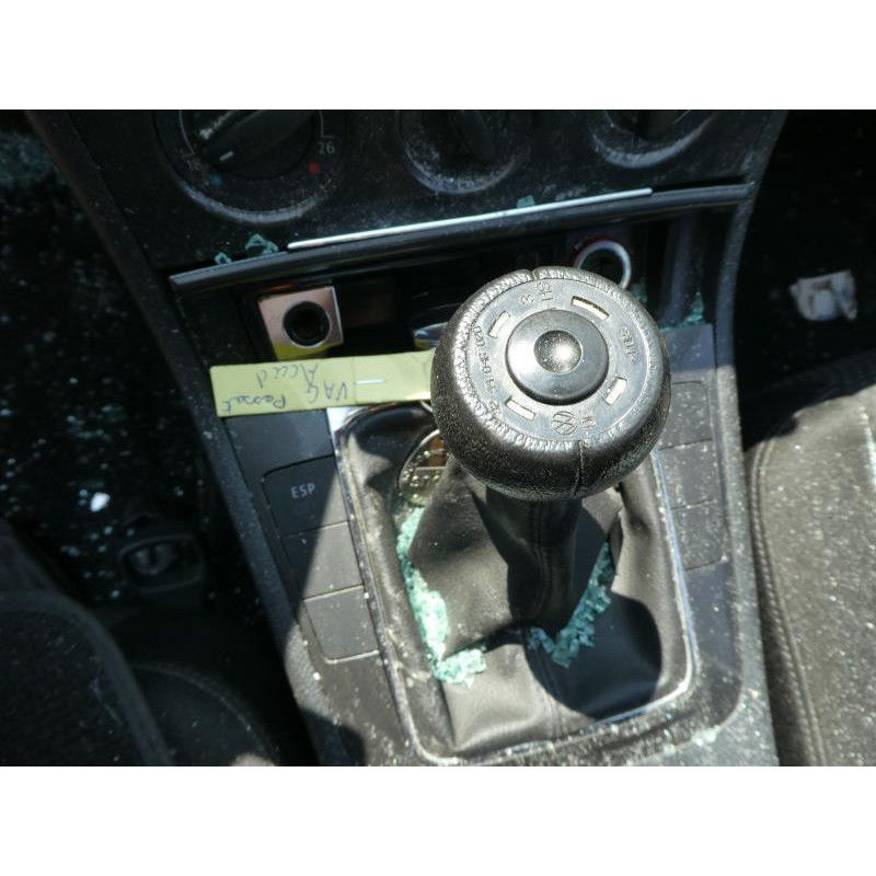 Pivot de moyeu avant gauche VOLKSWAGEN PASSAT 5 Photo n°2