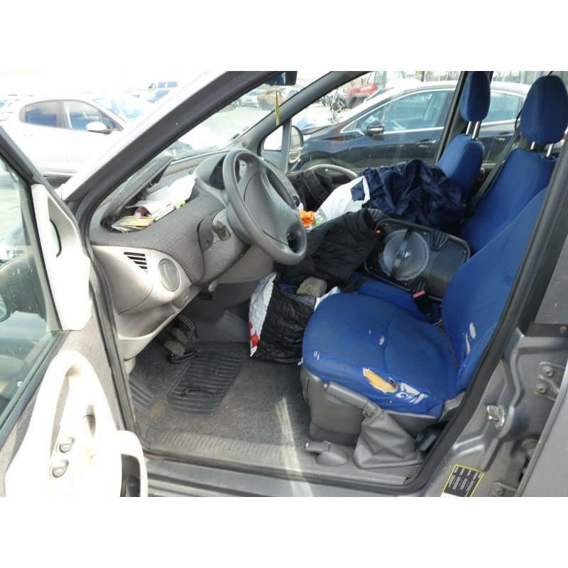 Pare choc arriere FIAT MULTIPLA Photo n°15