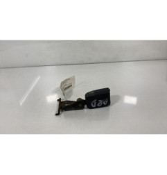 Attache ceinture arriere droit RENAULT MEGANE 2