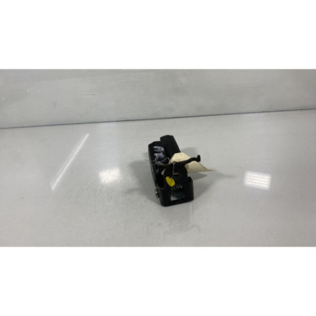 Attache ceinture arriere gauche RENAULT MEGANE 2 Photo n°1