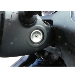 Moteur essuie glace avant FORD FIESTA 6